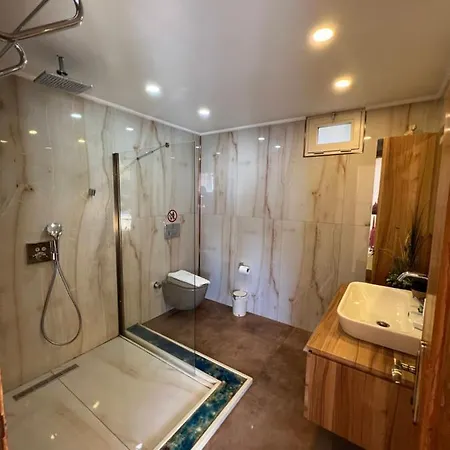 ヴィラ Jakuzili Deniz Manzarali Ultra Lux