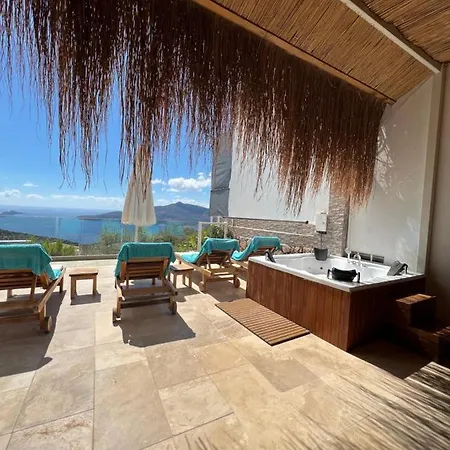 Jakuzili Deniz Manzarali Ultra Lux カシュ